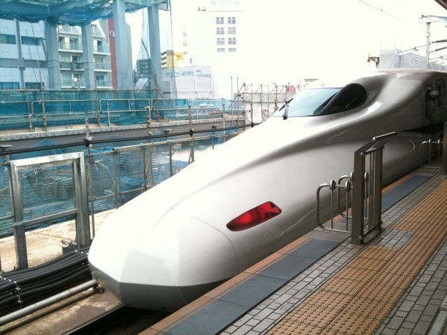 Shinkansen arriving in Kyoto Station